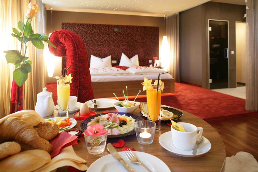 Maiers Kuschelhotel Loipersdorf Deluxe - Adults Only Loipersdorf bei Fürstenfeld Exterior foto